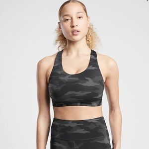 Athleta Ultimate Sports Bra Black Camo XS (D-DD+)